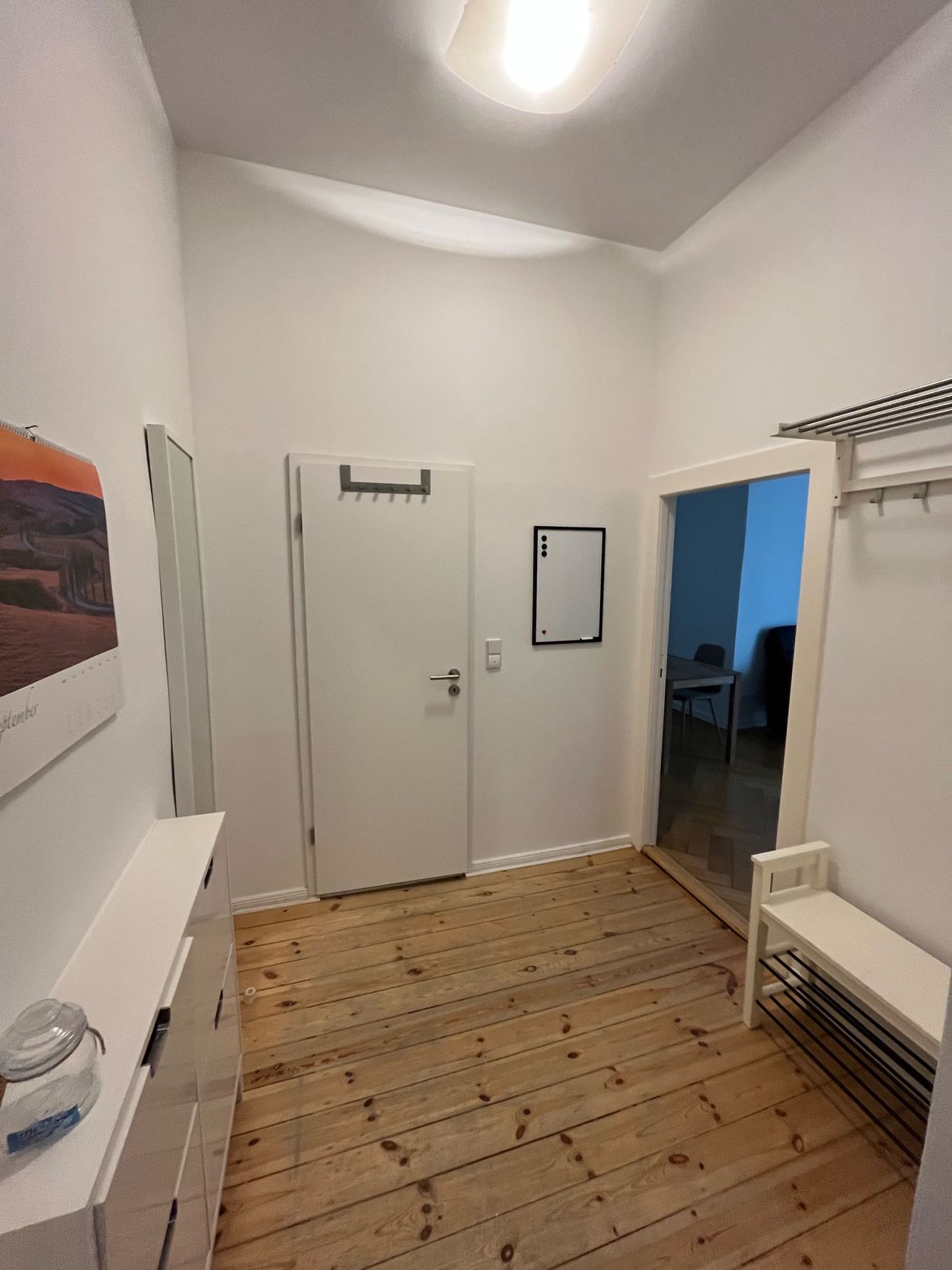 Quiet 2-room apartment near Kudamm with best transport connections