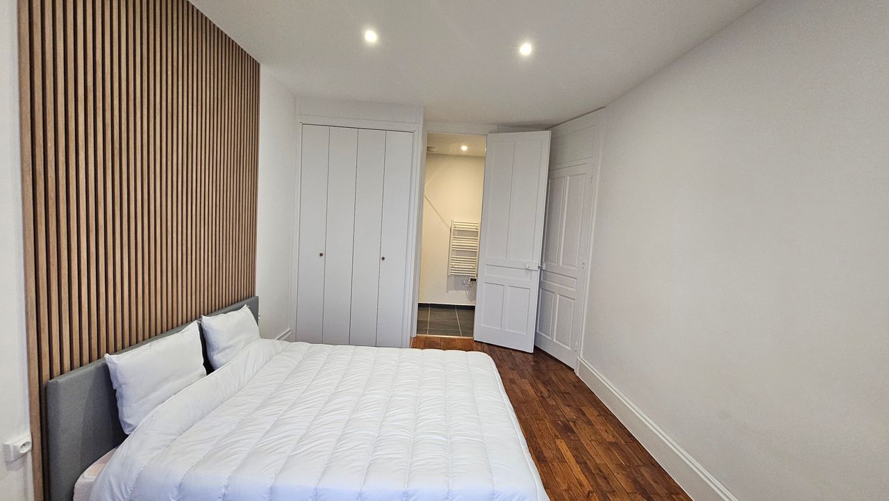 Renovated flat with balcony and nice view