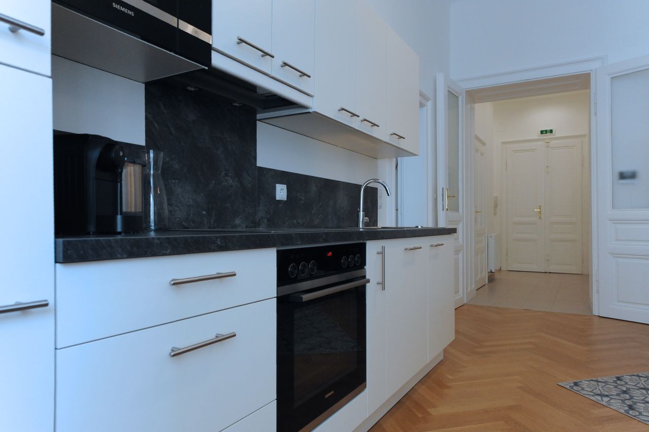 Stylish and modern apartment centrally located