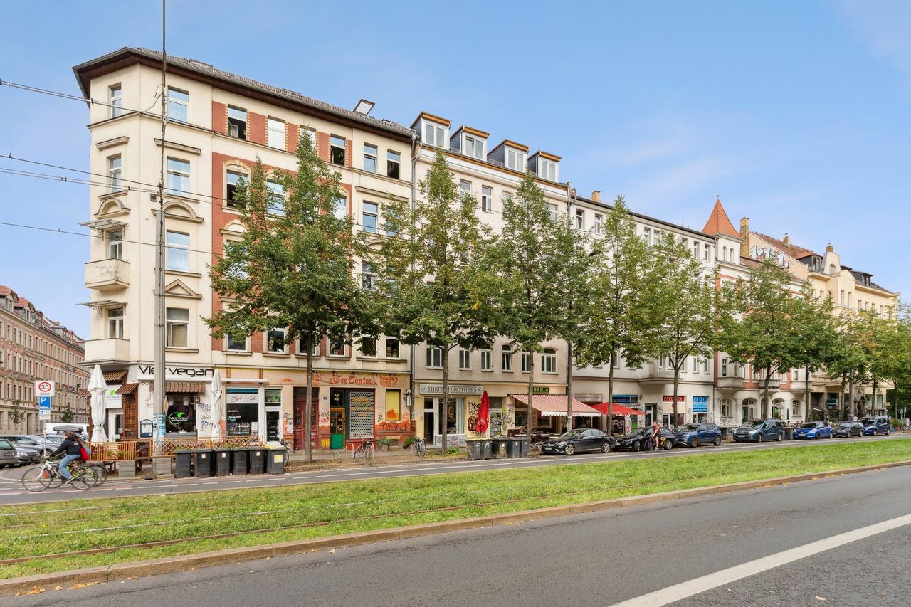 Leipzig Südvorstadt gemütliche DG WE mit Terrasse auf Zeit