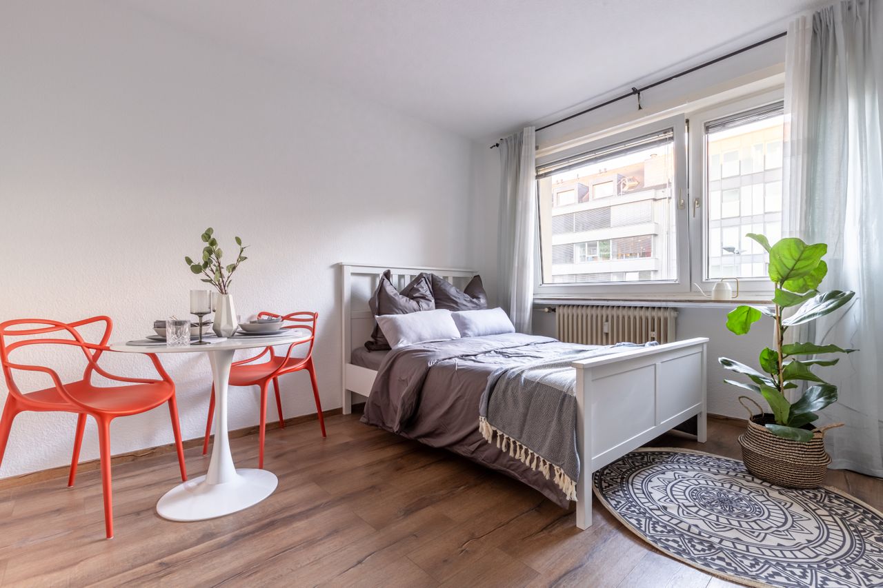 Modern Studio Apartment in the CITY CENTER - Perfect for Expats