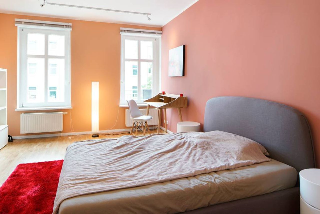 Stylish Apartment in Prenzlauer Berg: 2 Bedrooms, Large Living Room with Balcony, central (Metzerstr.)
