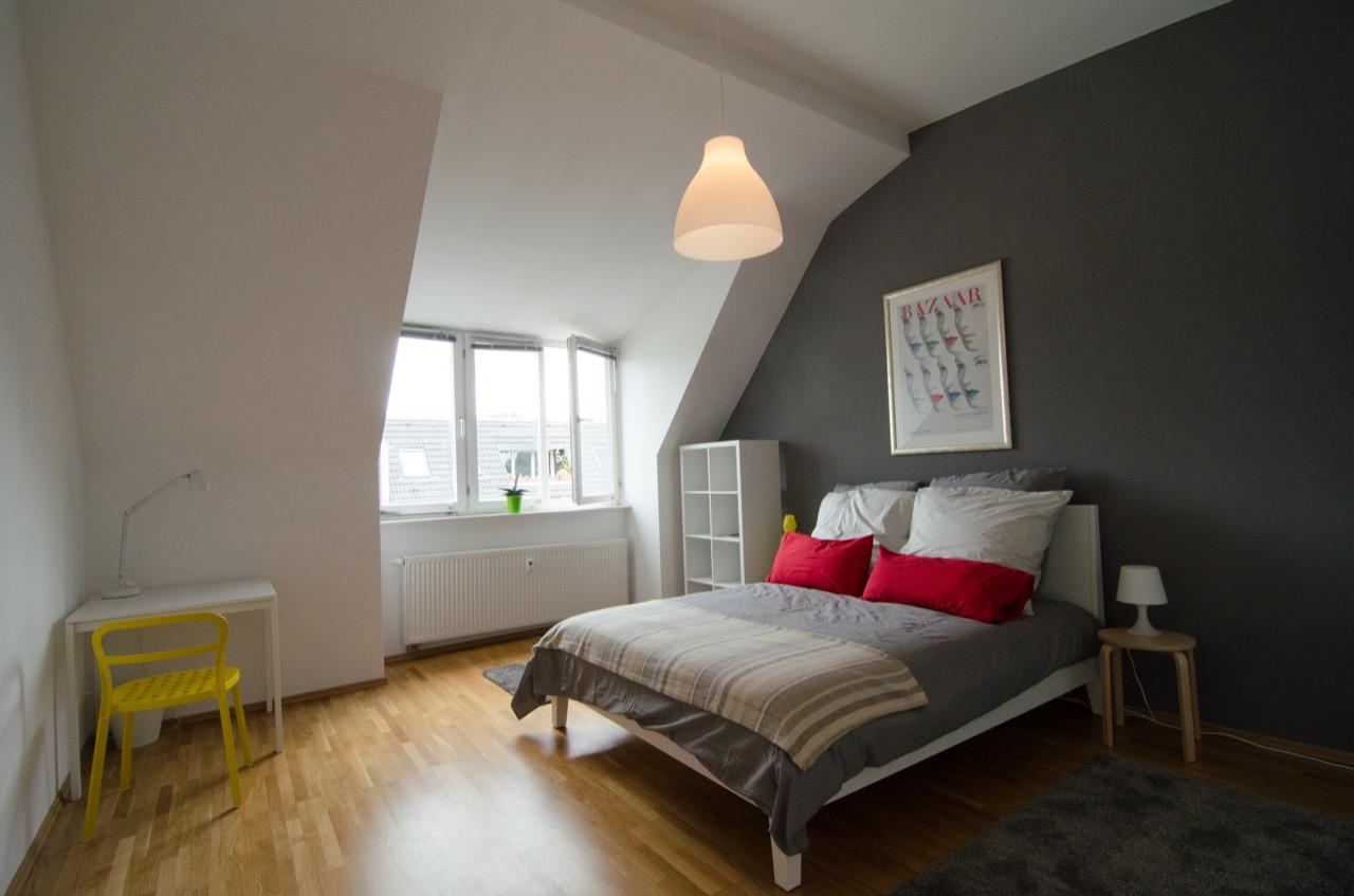 Bright & Quiet Penthouse Apartment in Friedrichshain with Terrace