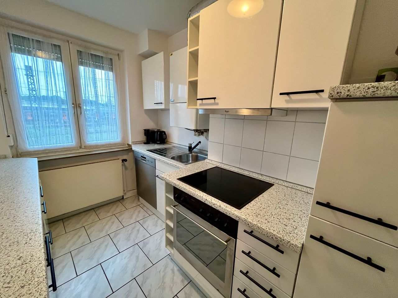 Lovely and renovated Apartment - 7 min from main Train Station