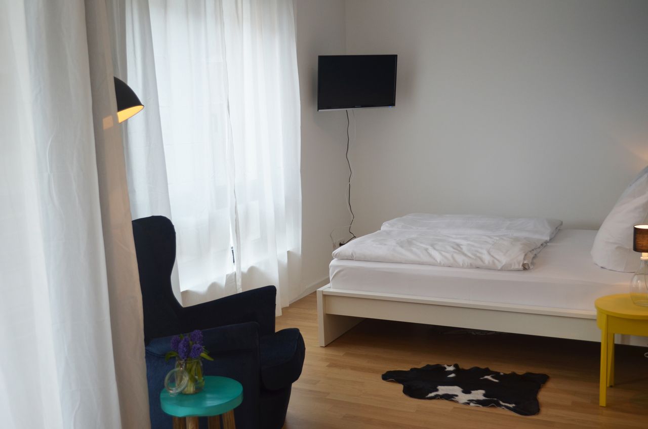 Neat & modern apartment (Prenzlauer Berg)