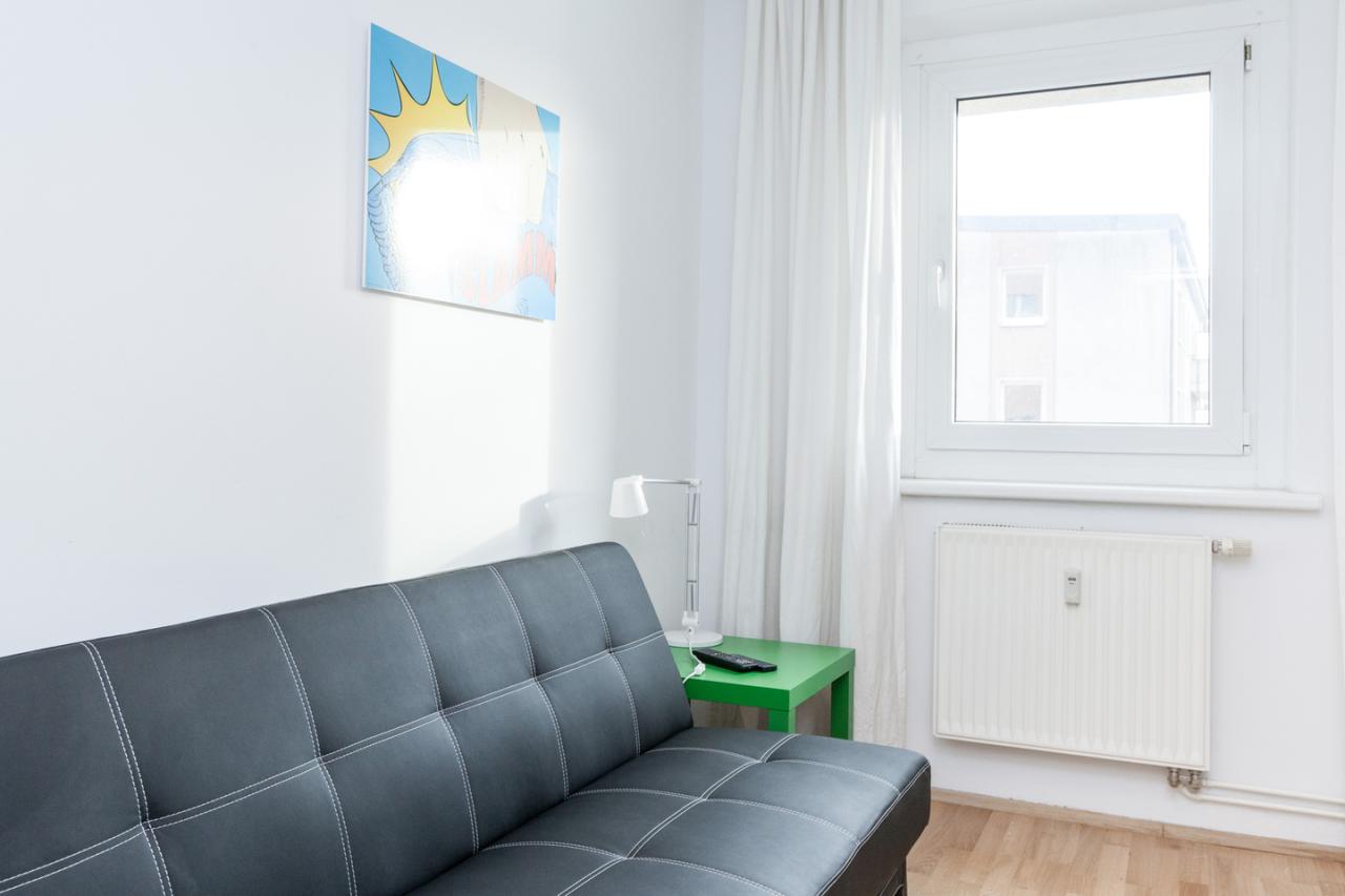 Wonderful and spacious apartment with great river view (spree) in Friedrichshain-Kreuzberg