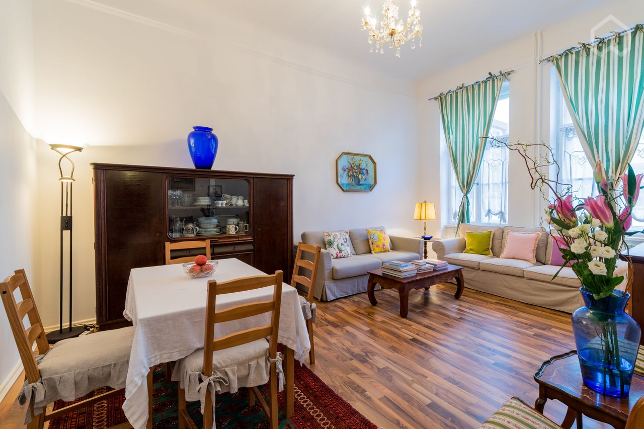Lovely and cozy 60 sq m Apartment in Friedrichshain Berlin for short term stay