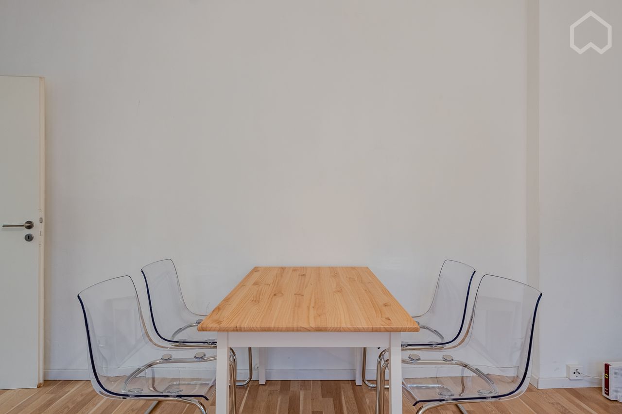 Newly Renovated Two-Level Apartment in Prime Location