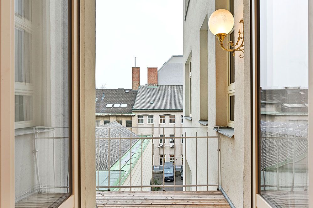 Apartment with terrace and air conditioning in Vienna's popular neighborhood