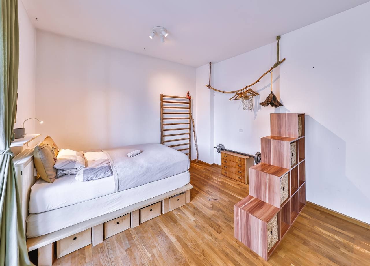 Bright & cozy studio apartment in Kollwitzkiez