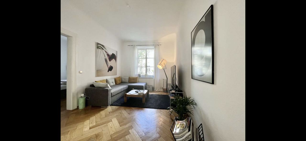 Fashionable, beautiful suite in München