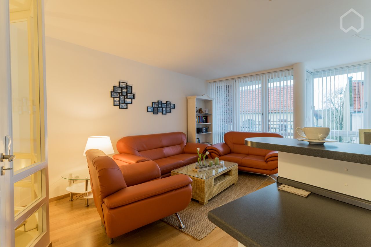 Sunny, airy and quiet duplex with balcony in the heart of Köpenick