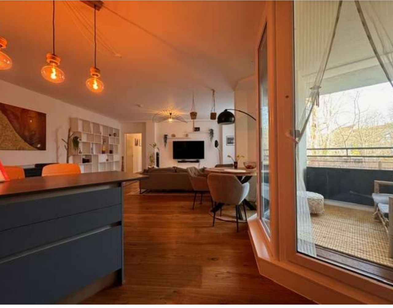 Spacious & wonderful loft in Friedrichshain
