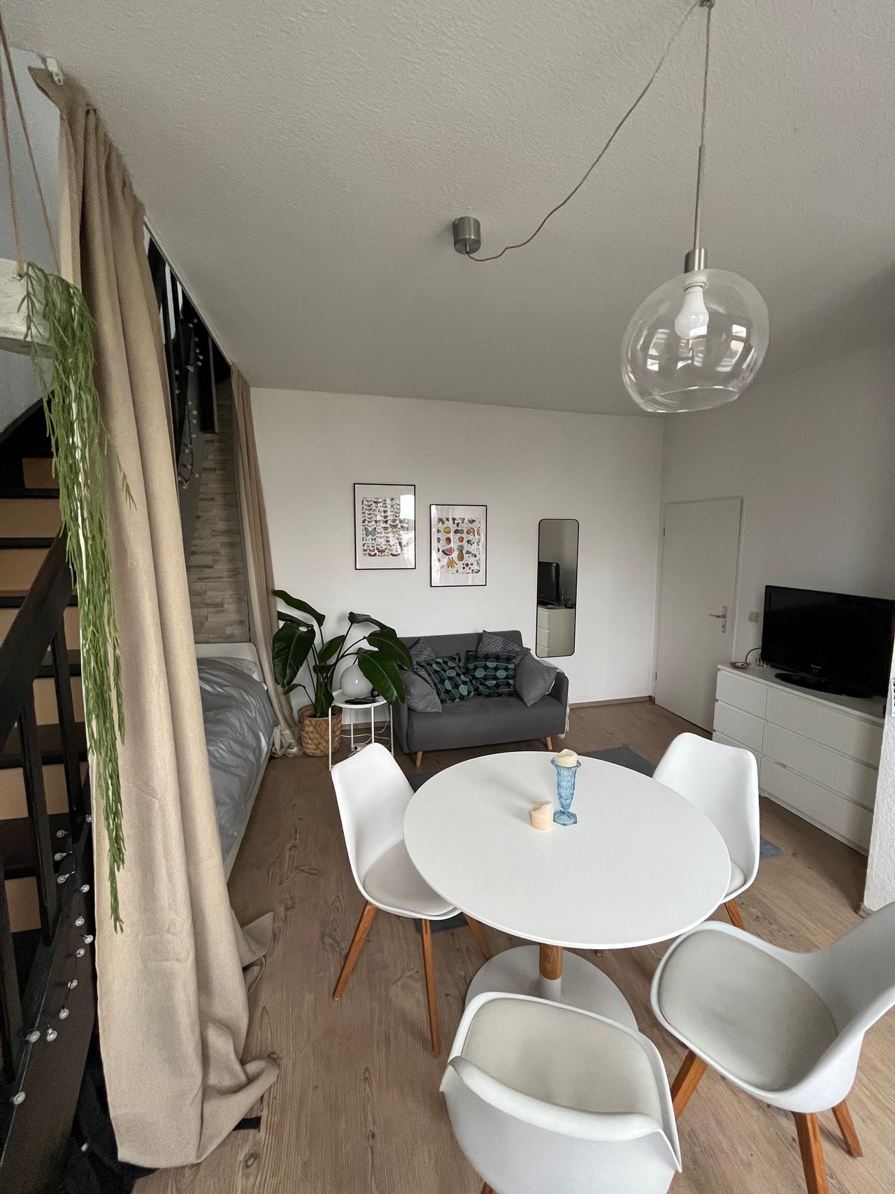 Bright Maisonette Apartment on 3rd Floor in Berlin-Pankow