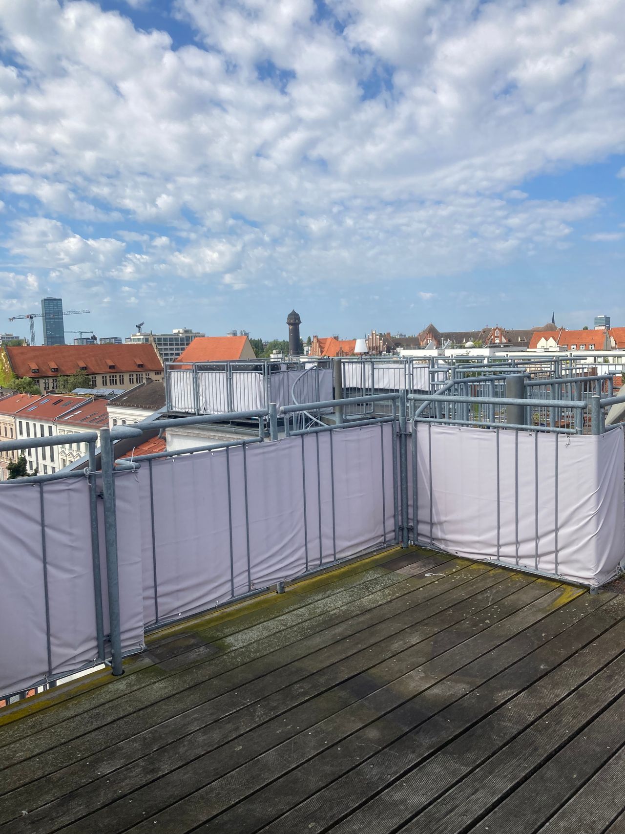 64m2 Top-Floor Furnished Flat with Terrace + Balcony at Ostkreuz