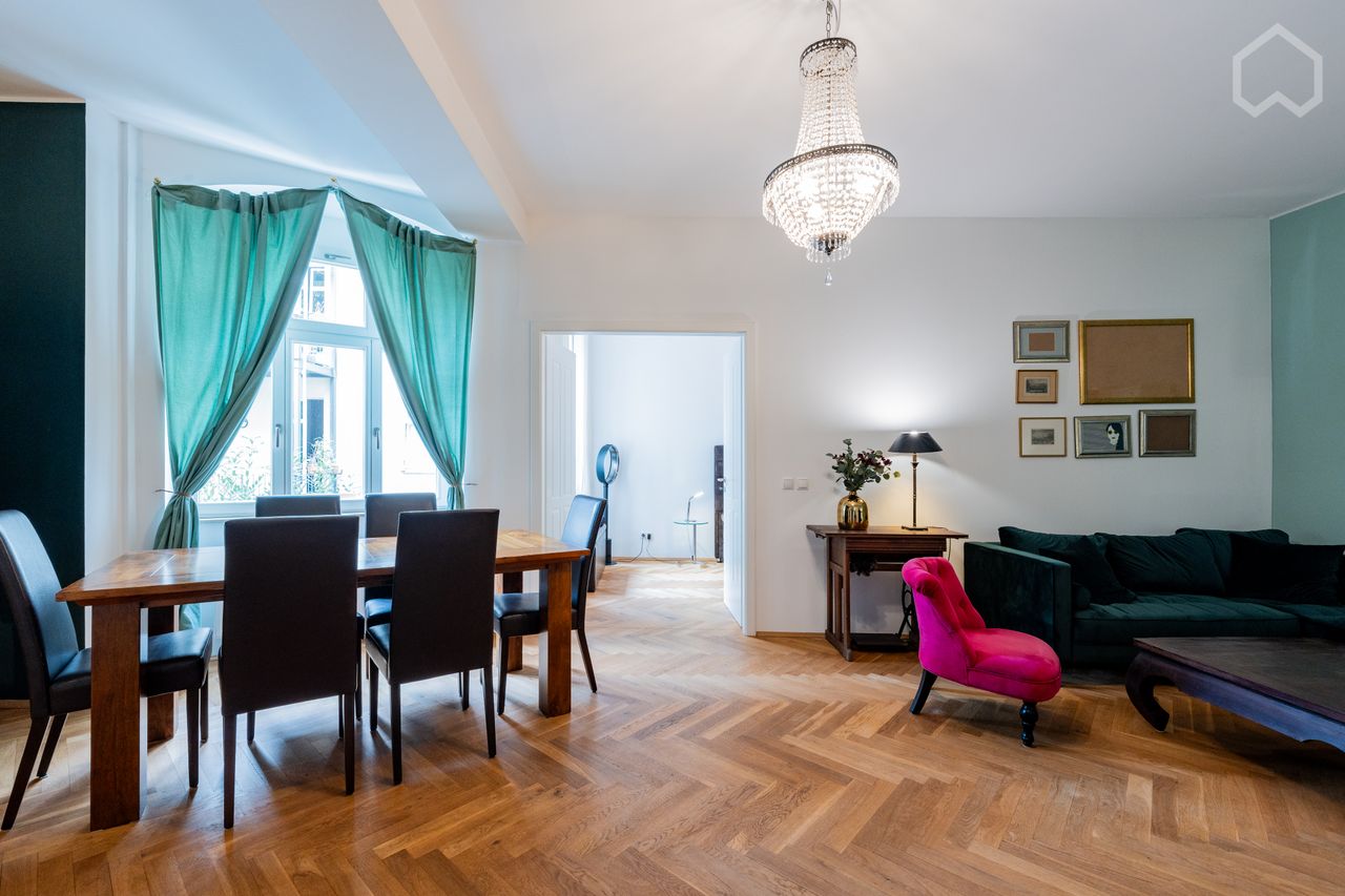 Berlin-Mitte Gem: Stylish & Modern 2-Bedroom Apartment