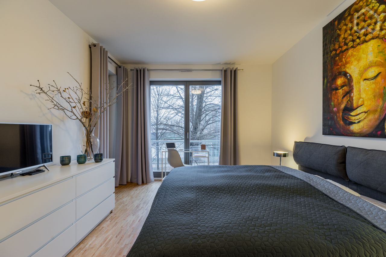 Beautiful & awesome studio with Spree view in Charlottenburg