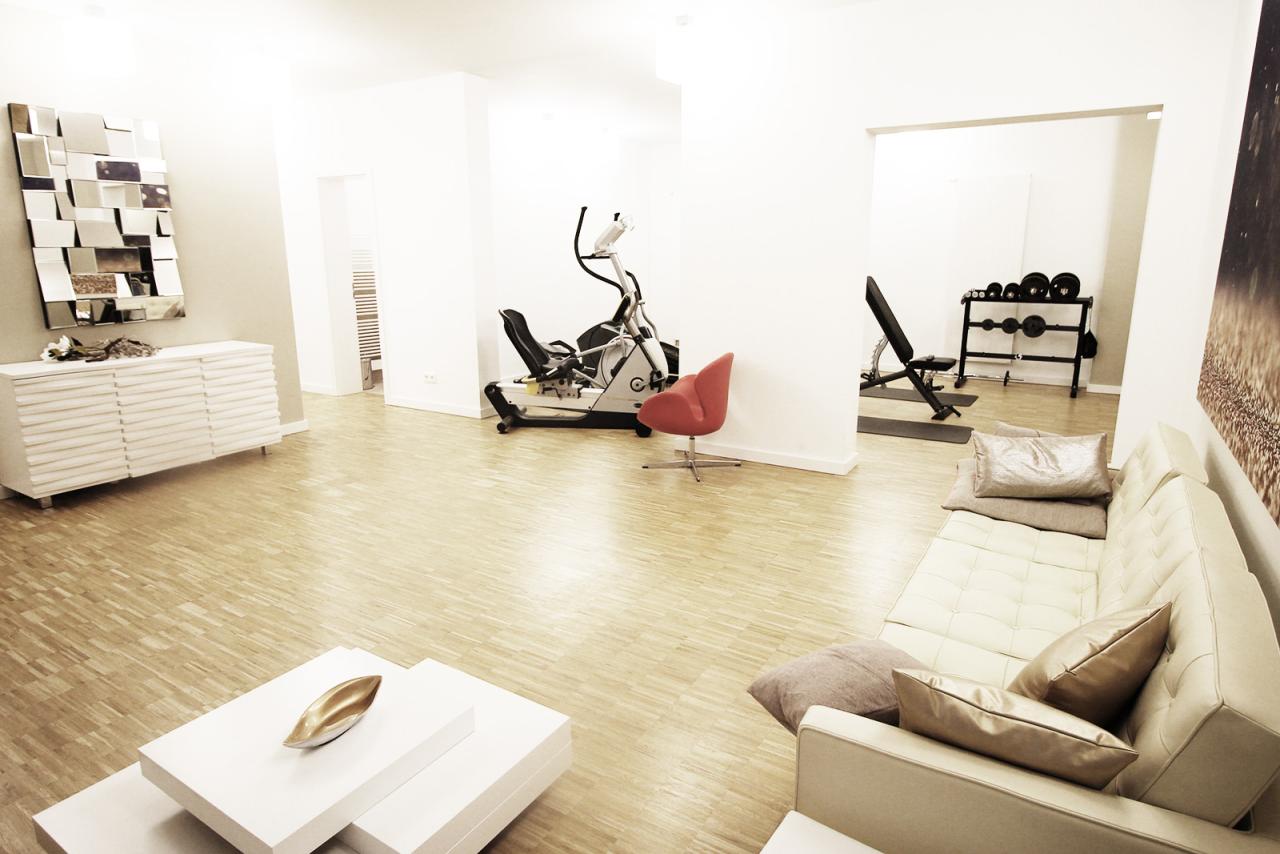 Scandinavian design apartment in Mitte incl. Gym in the building