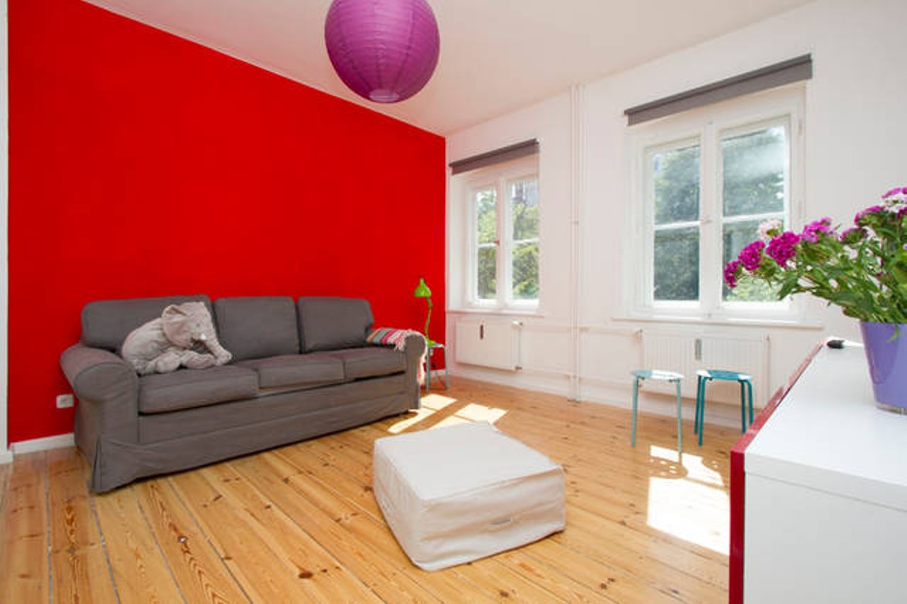 Beautiful and bright 2-room apartment in the heart of Friedenau (Berlin)