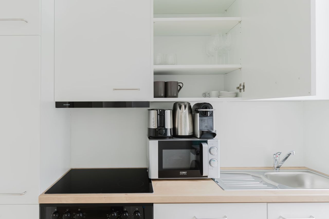 1 BR | Landstraße, w/d, full kitchen