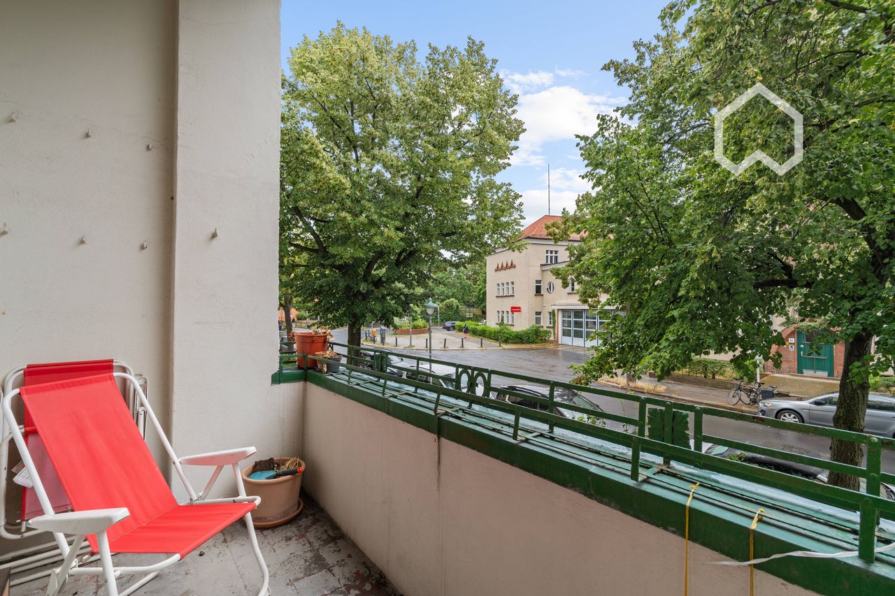 Managed by Wunderflats: Stylish, Bright & Family-Friendly Altbau Apartment  – Sunny Balcony & Home Office