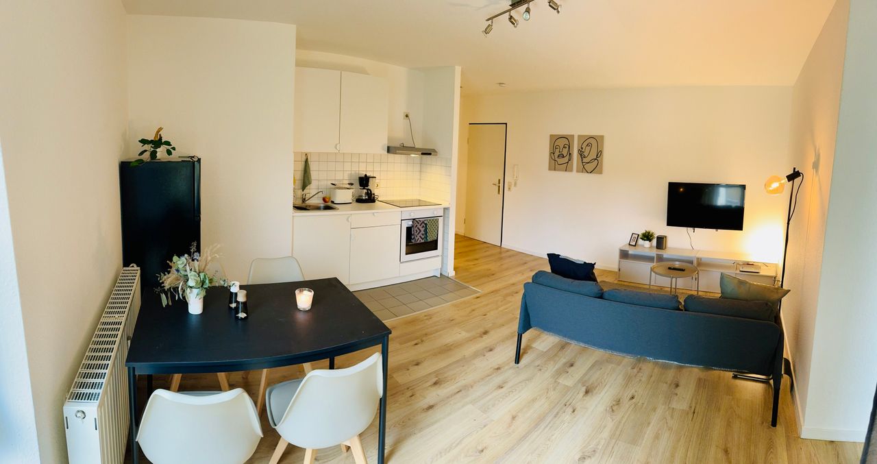 Bright and modern apartment in Hilden (parking space, balcony, cellar compartment)