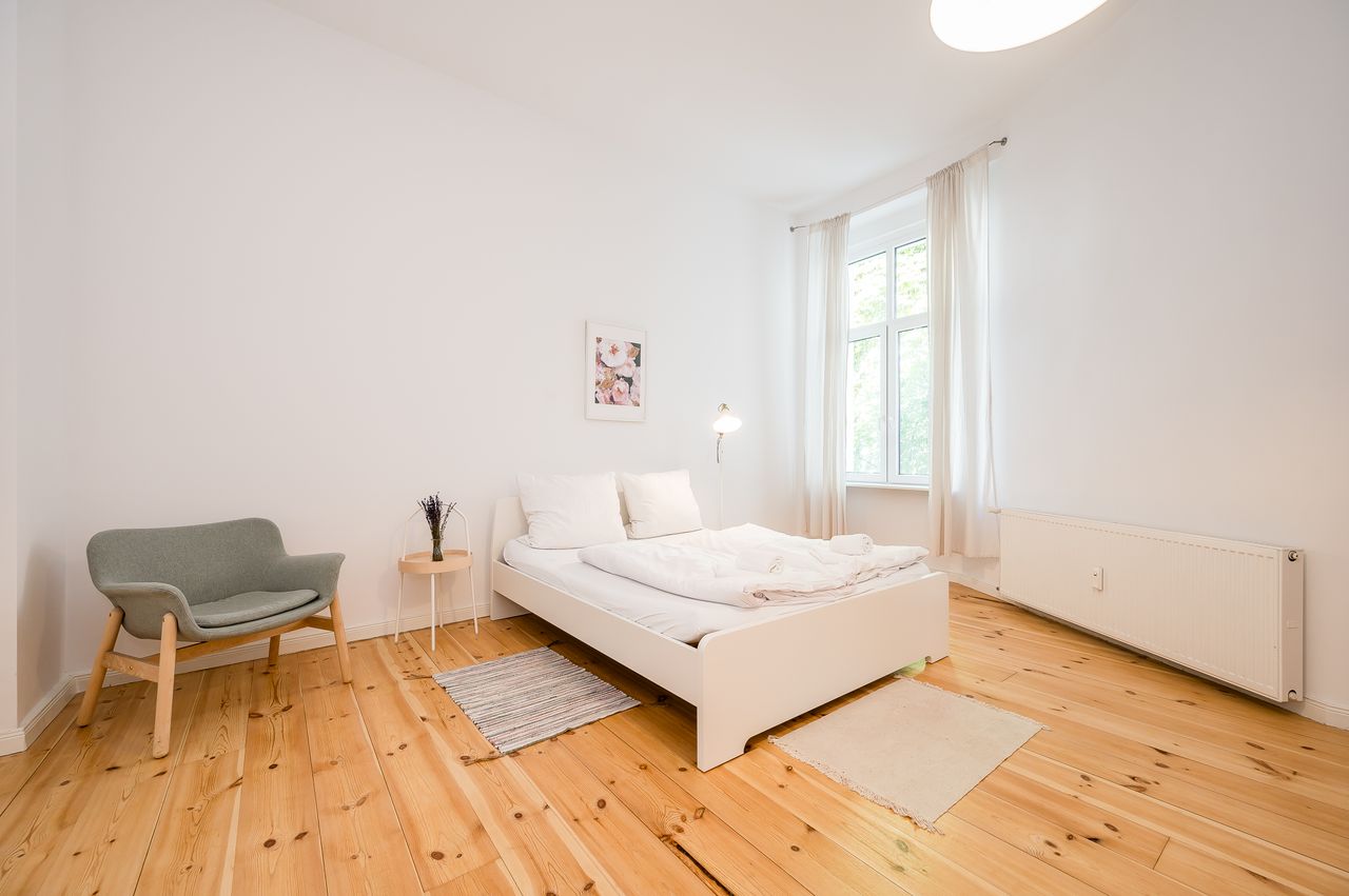 4 room apartment with balcony in Friedrichshain