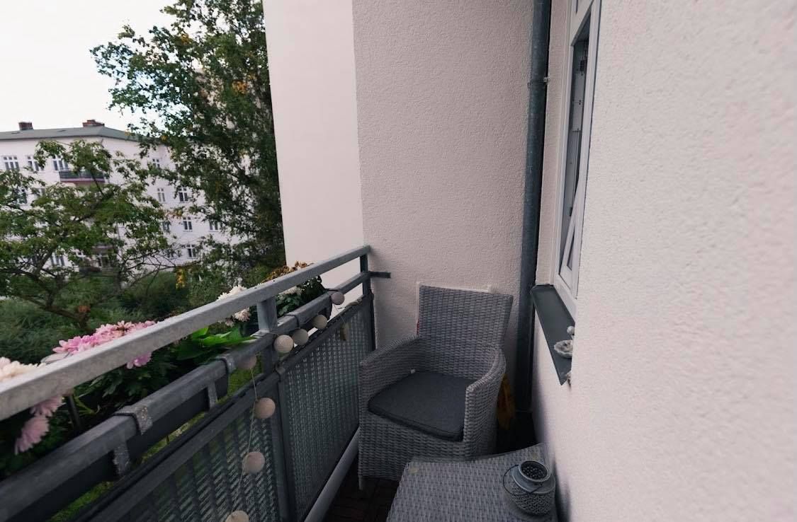 Fully Furnished 2 Room Apartment in Charlottenburg near Kurfürstendamm