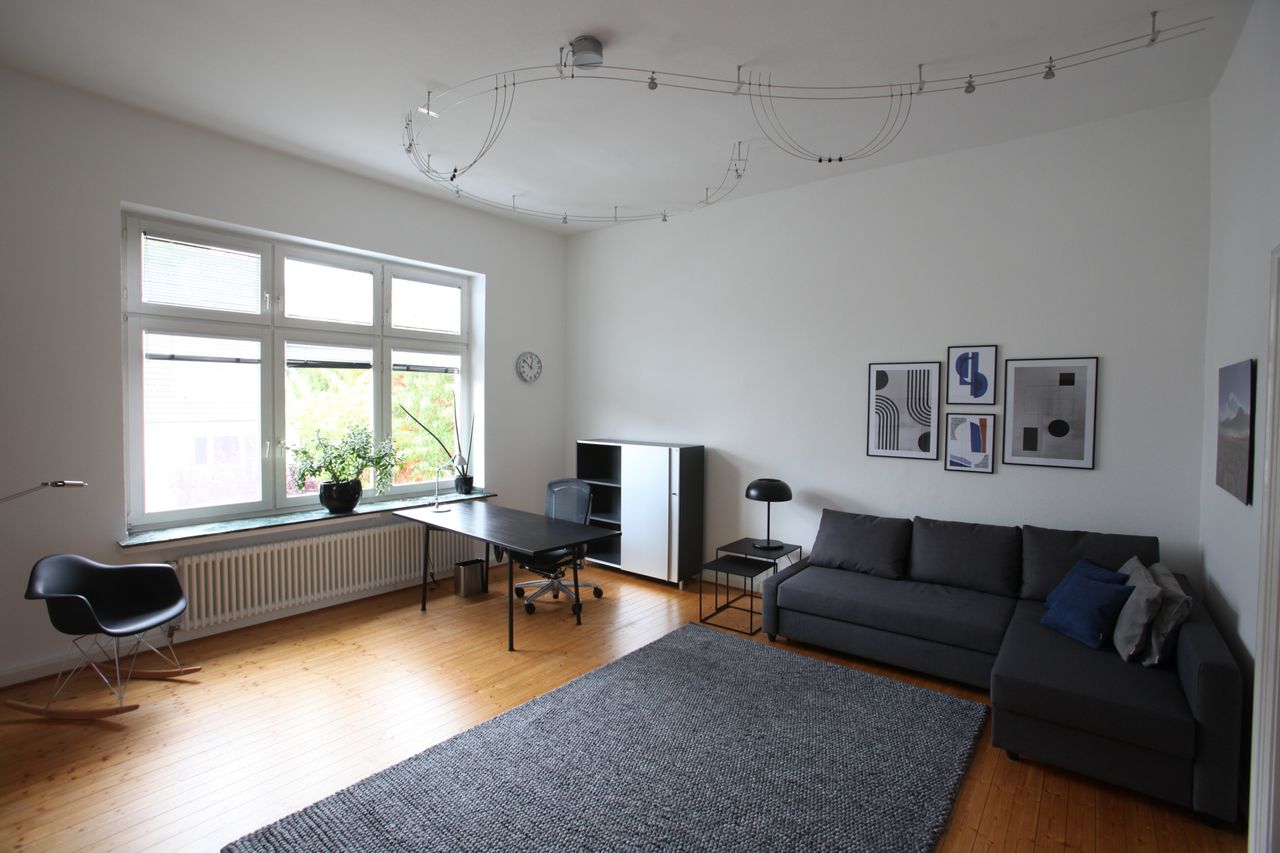 Beletage: Quiet 3-room apartment (115 sqm) with terrace - Top residential area at the city park