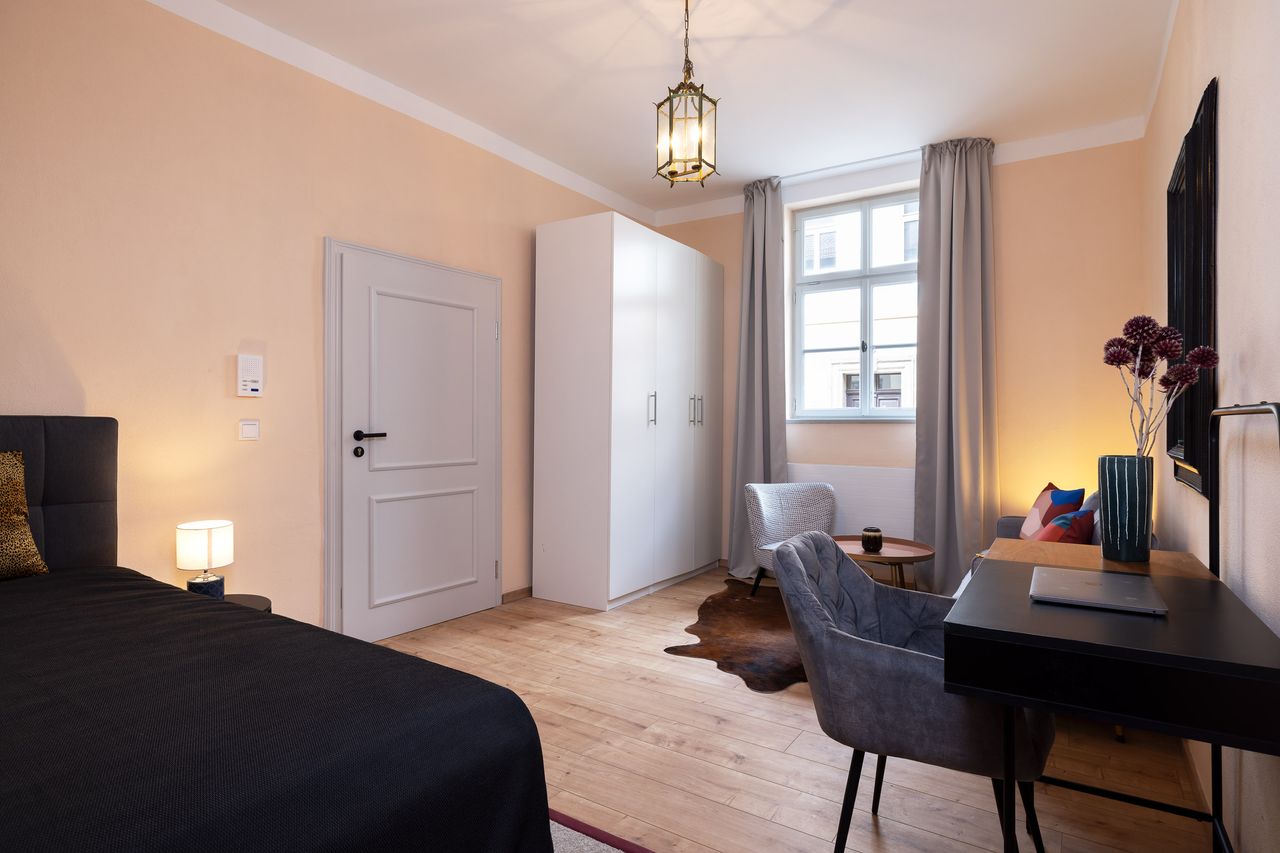 Small but nice: Charming 1-room apartment, first occupancy, fully furnished, contract with extension option, central, old town Erlangen