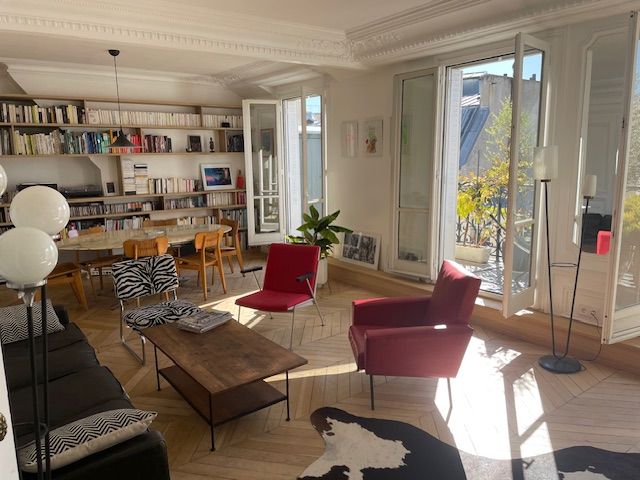 Apartment with south-facing terrace - 2 Bedrooms - rare gem