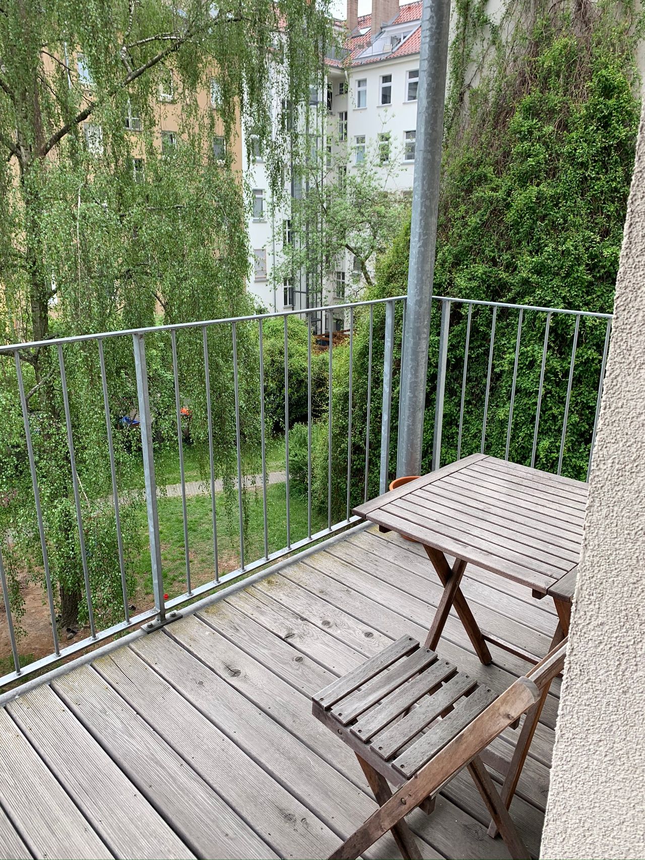 Sunny flat with balcony in central Berlin