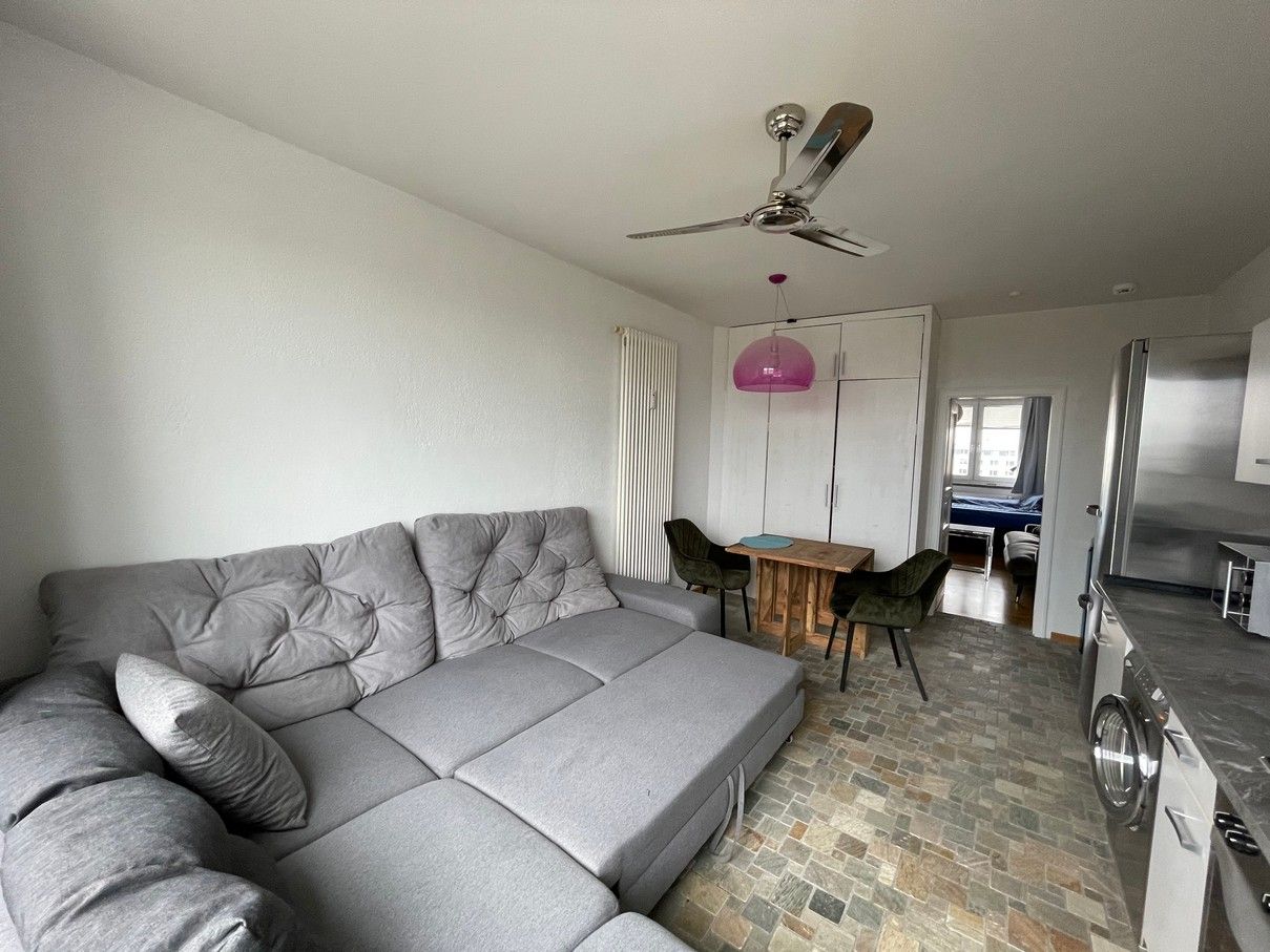Pretty & quiet apartment with 3 rooms located in Mitte (Berlin)