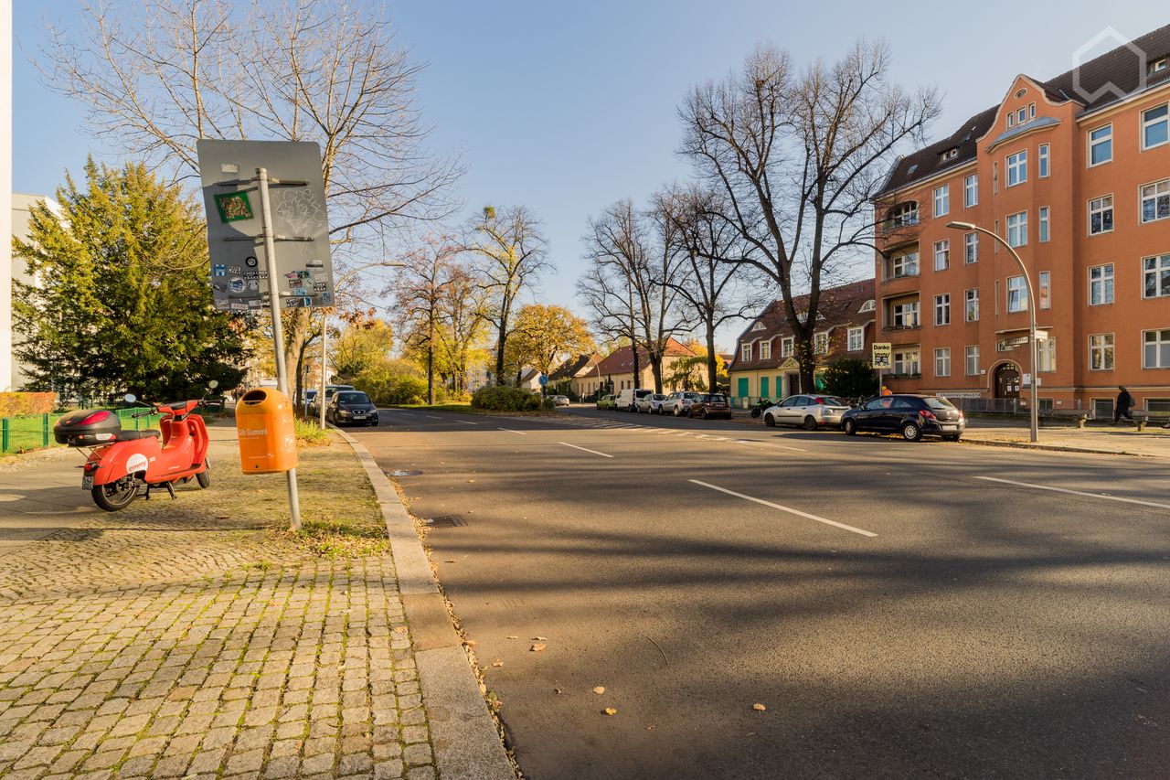 Beautiful and modern 1 room apartment in Berlin Alt-Tempelhof