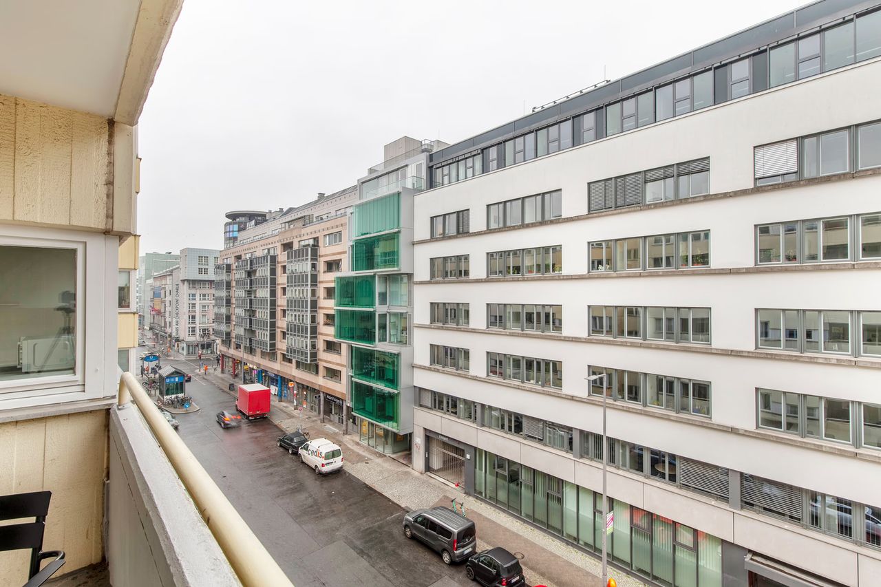 Nice apartment located in Friedrich 1, Friedrichstraße