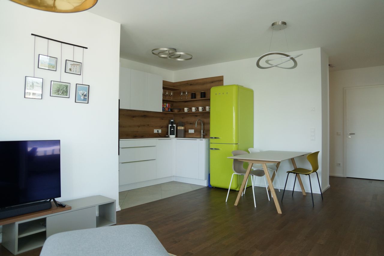 Move in, start living - beautiful bright flat with loggia in Nürnberg