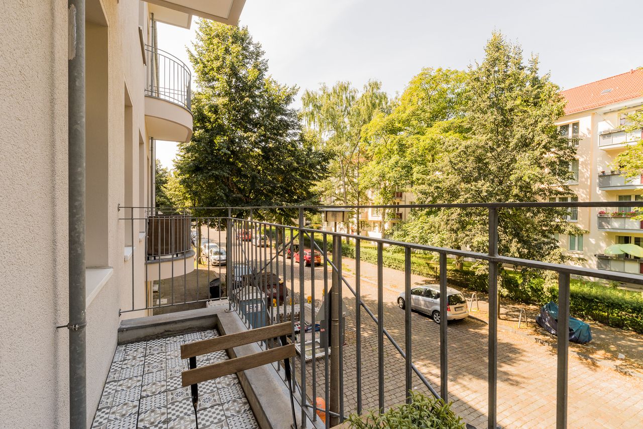 Luxury in Lichtenberg - High quality furnished 2 room apartment with balcony
