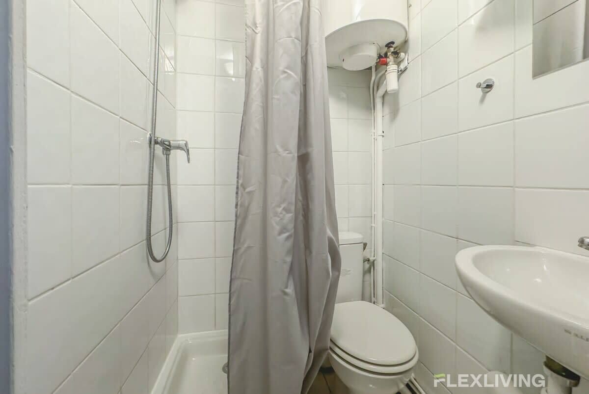Quiet and bright private studio of 10 m2.