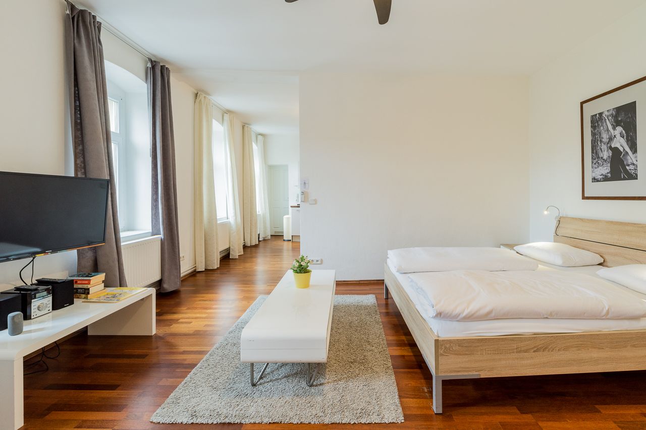 Gorgeous Suite located in Mitte *cleaning included*