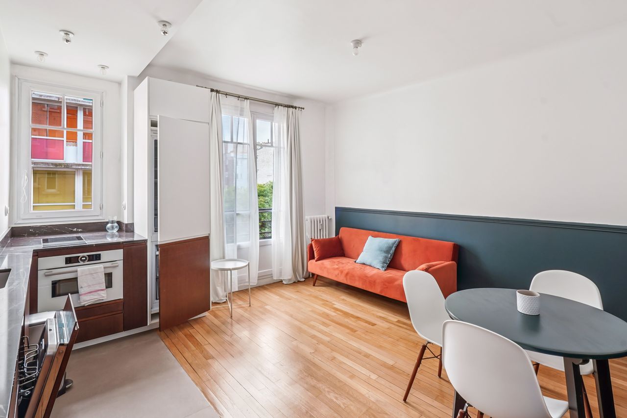 Recently renovated one-bedroom apartment/ rue Chanzy ID 454