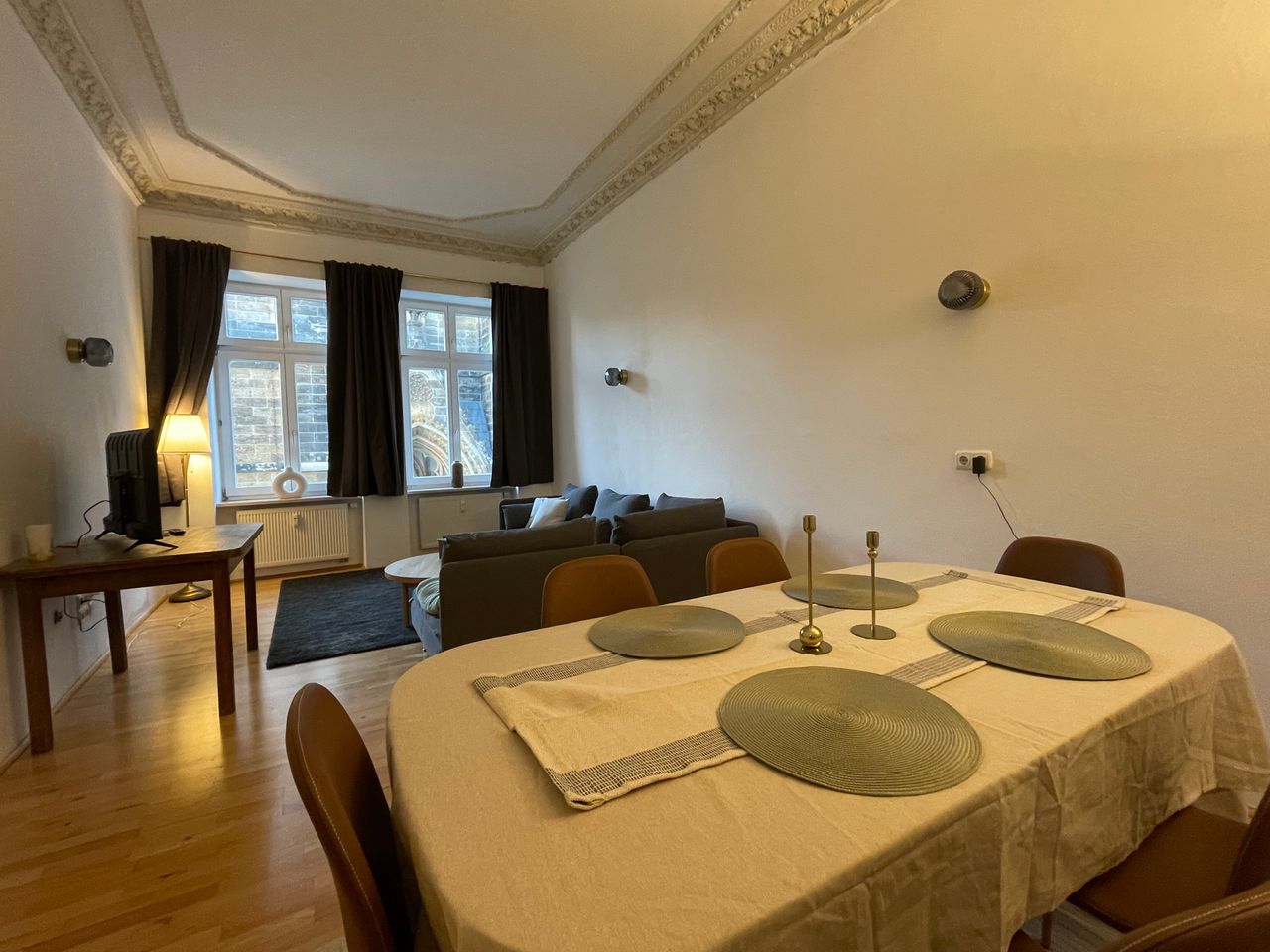 Amazing spacious apartment  located next to Sankt Peters church