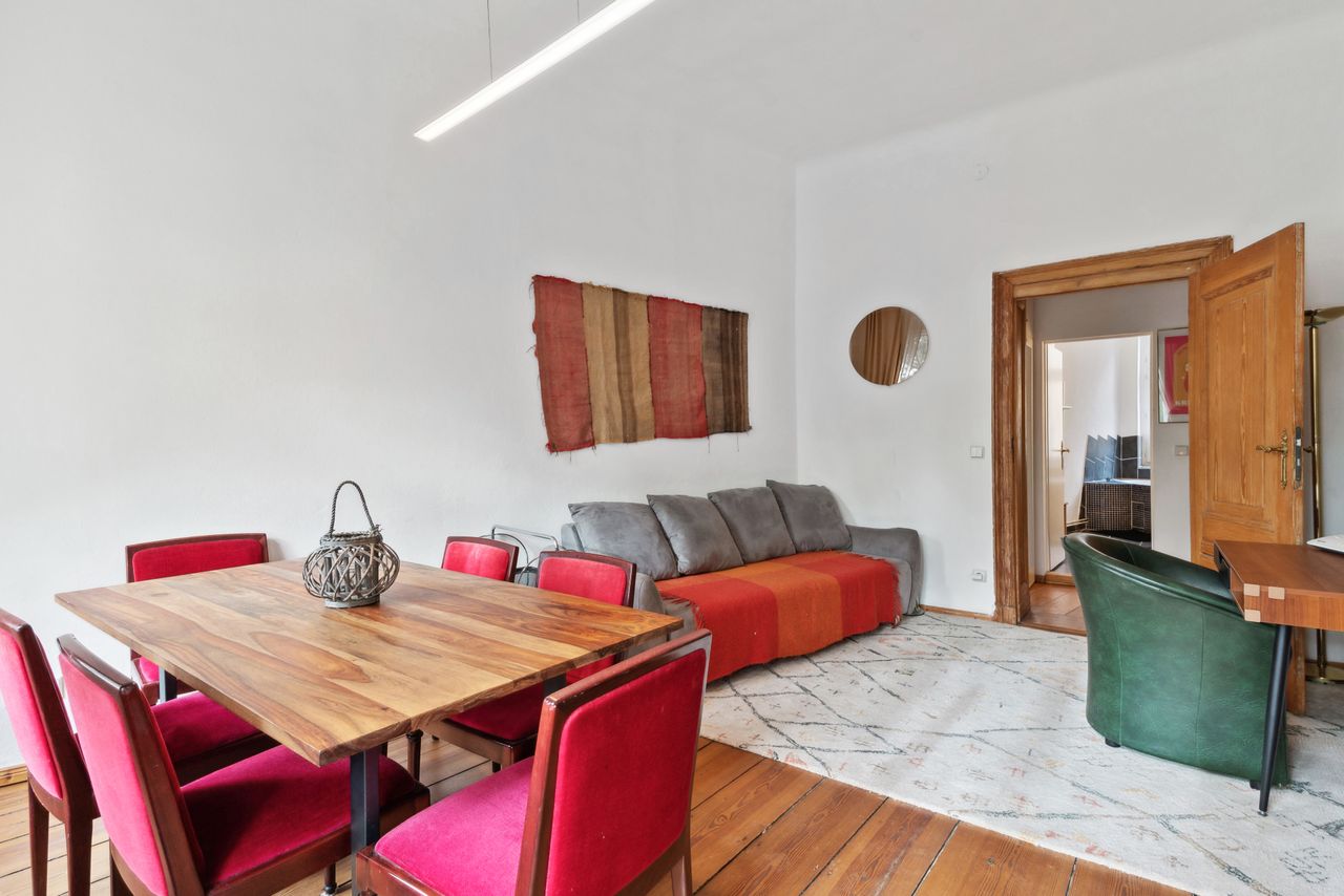 Modern 2-Room Apartment in Trendy Kreuzberg – Perfect Blend of Urban Lifestyle and Relaxed Living