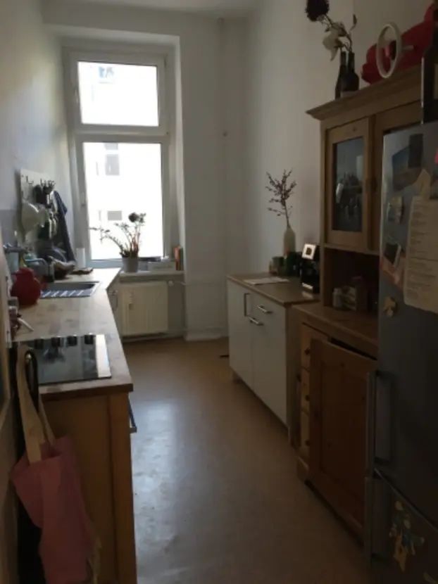 Shared flat for 2: Temporary rent in beautiful 115 sqm old building - fully furnished