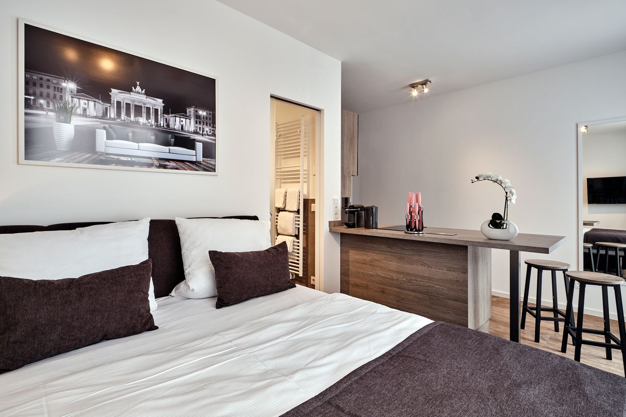 Charming and neat suite in Mitte