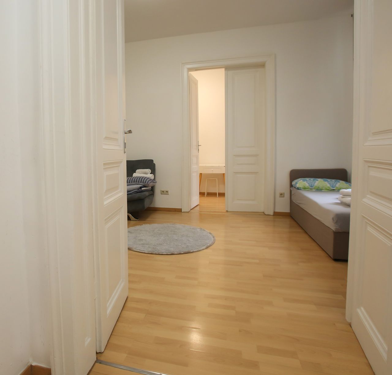 Cits Elegance Central Gem with FREE parking and FAST Internet 250 MBits