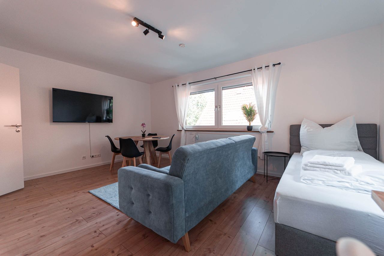 Spacious and new suite with nice city view, Stuttgart