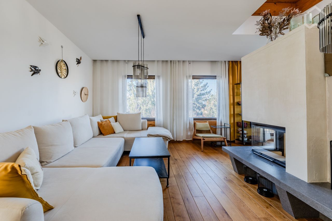 Shared architect's loft with 70m² terrasse
