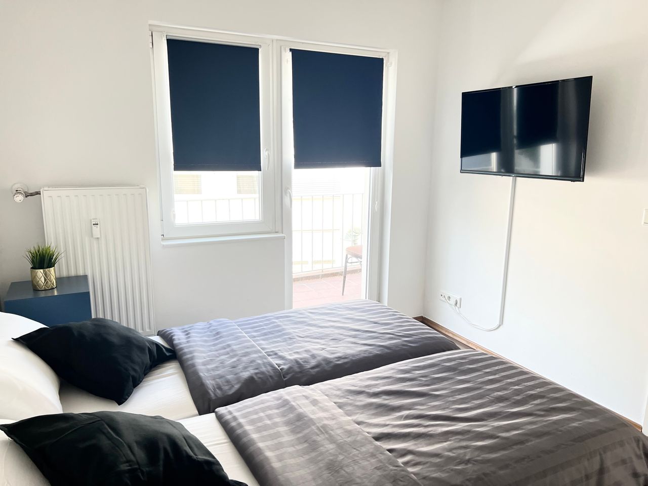 2-BEDROOM apartment iIN THE CNTER OF COLOGNE