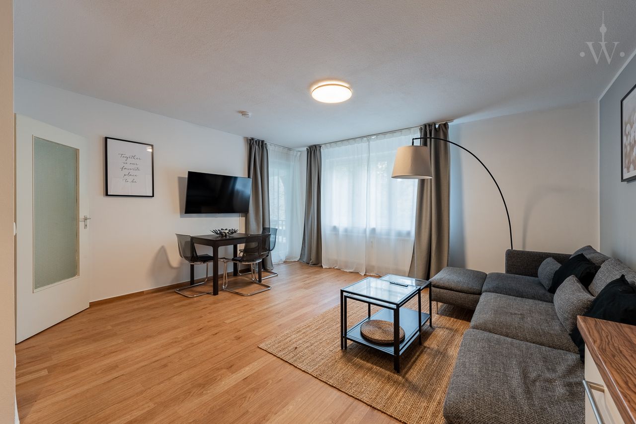 Modern living in green Lichterfelde: fully furnished 2-room apartment in Lichterfelde
