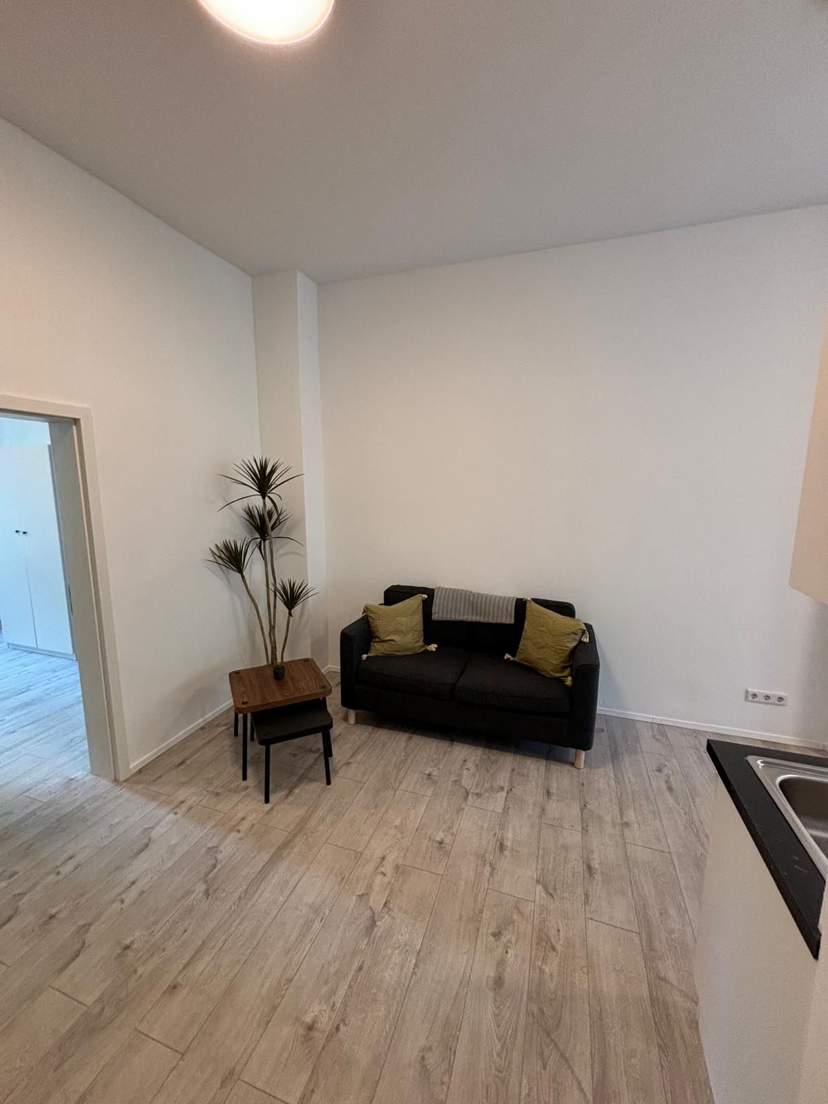 Modern and cozy - studio apartment with separate bedroom in Krefeld